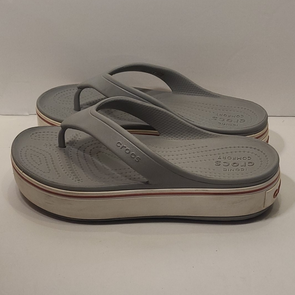 Crocs platform thongs
